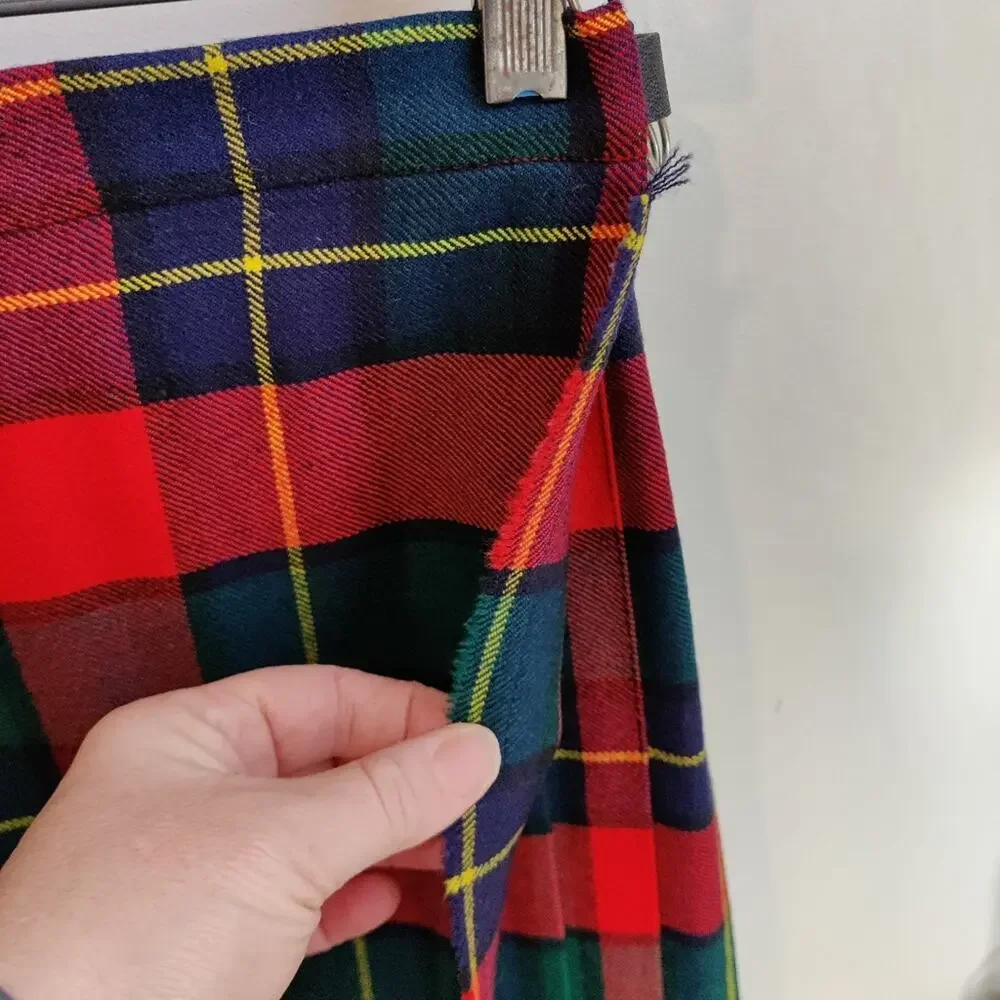 Vintage Deans of Scotland Women's Kilt Small - Picture 3 of 9